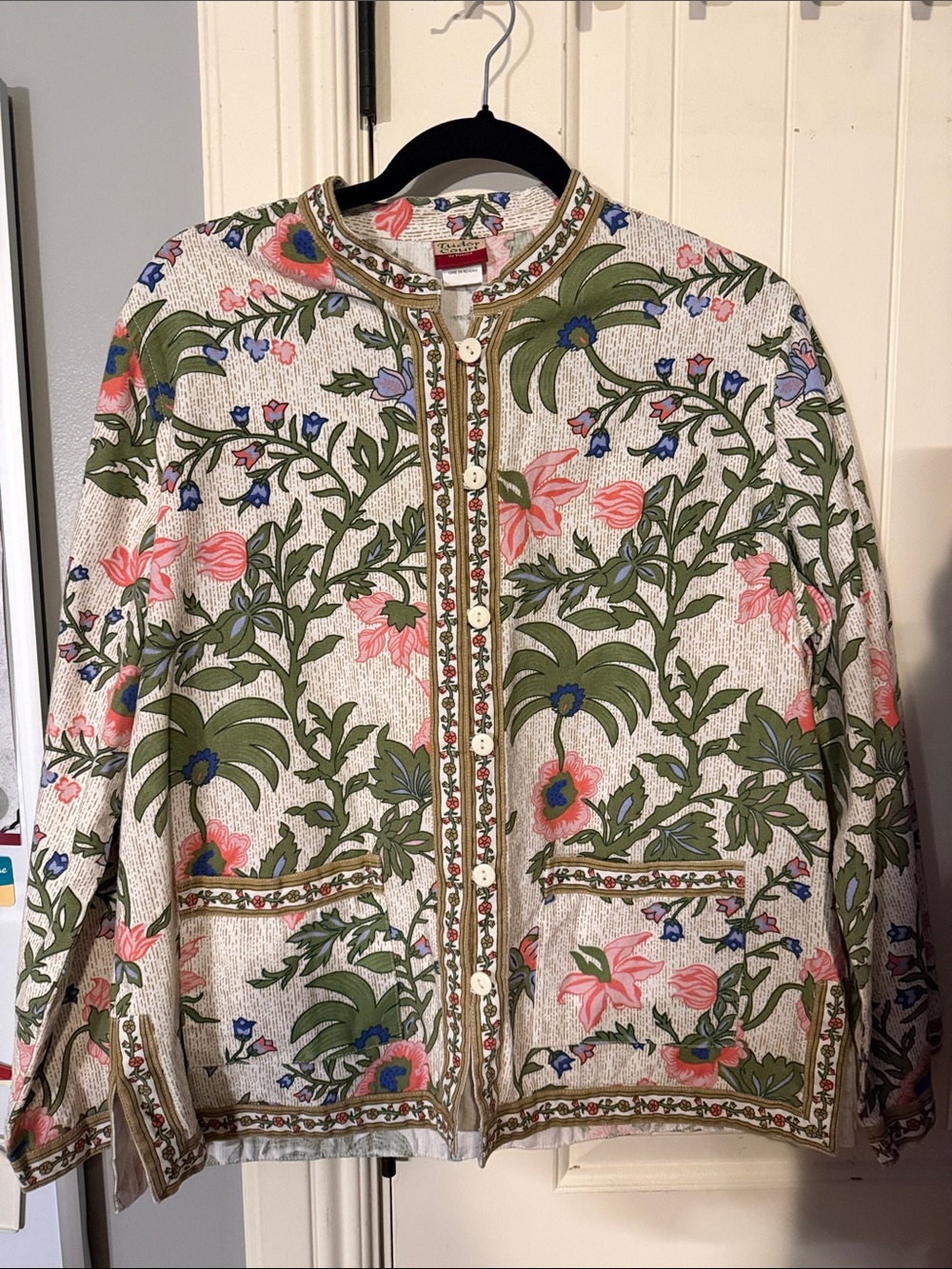 Floral Print Button-Front Jacket in Ivory, Olive & Pink